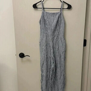 Old Navy Blue and White Striped Romper Jumpsuit Size XS w Pockets